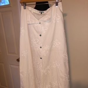 White cotton embroidery button open front skirt